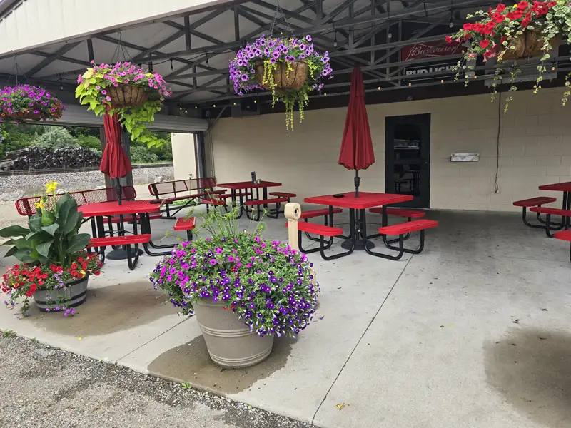 bar and grill outdoor seating decatur il